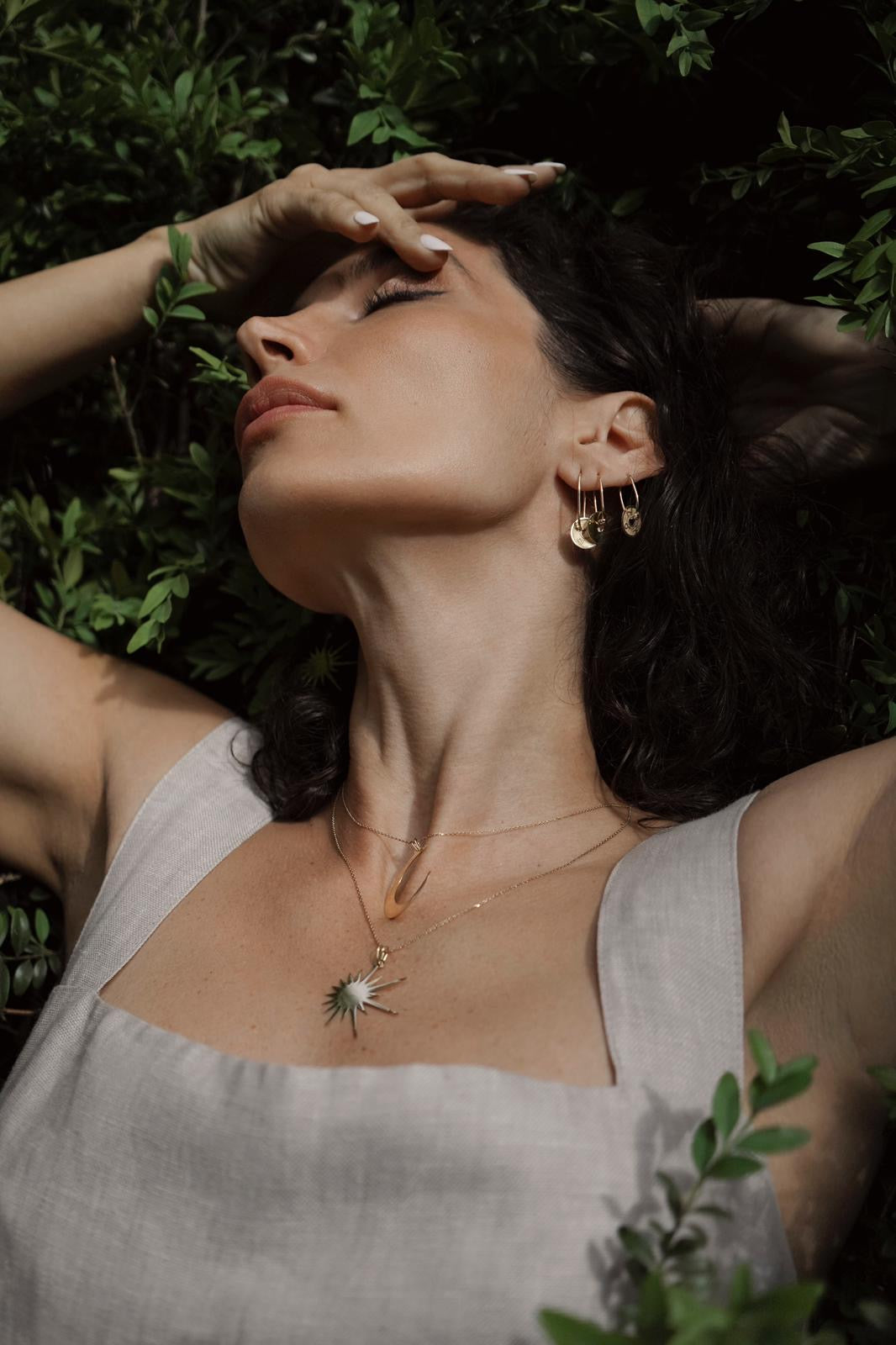 WIRED GOLDEN TOKEN Singlet Earring 3.0