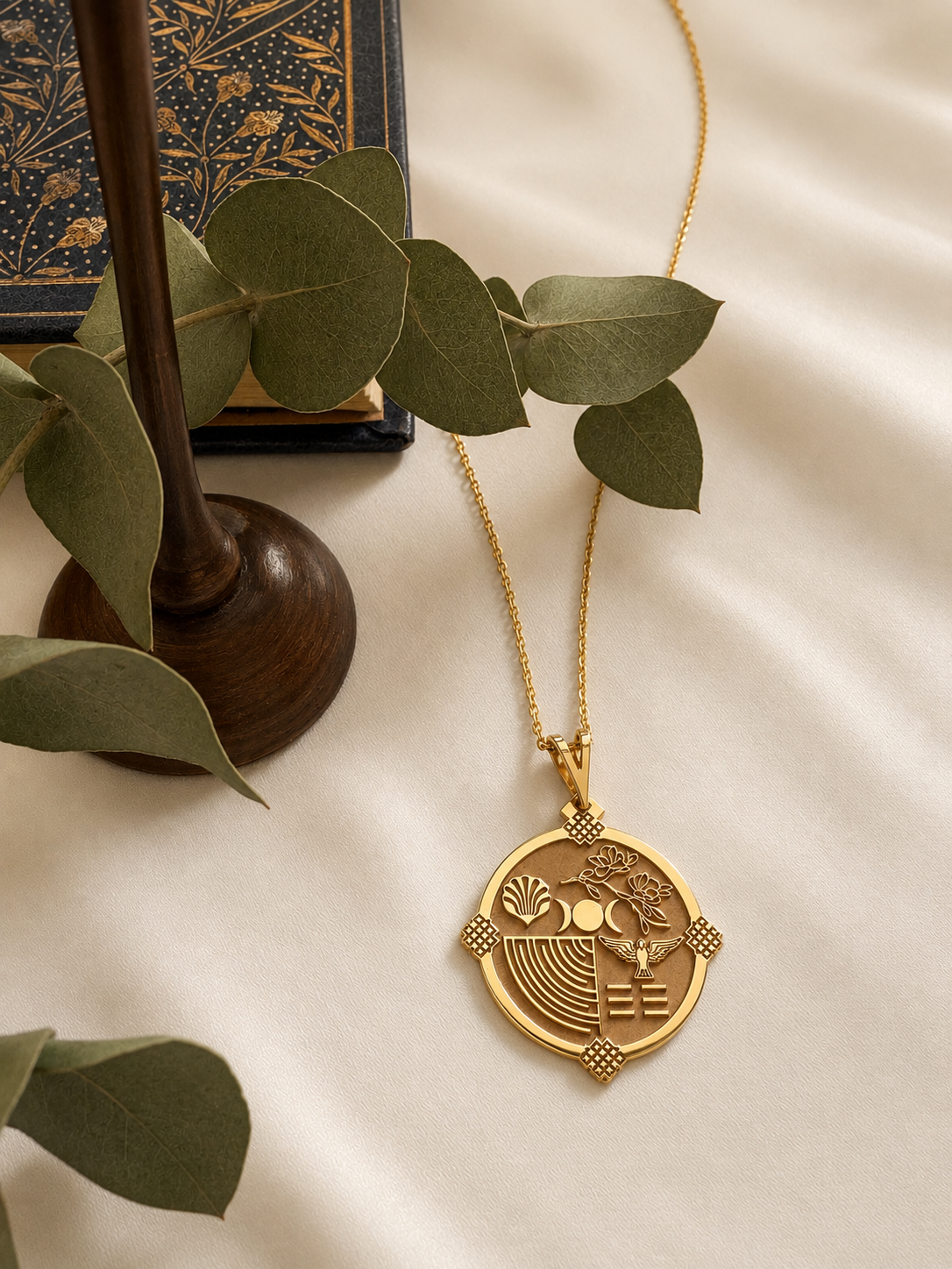 ANIMA Imprint Necklace