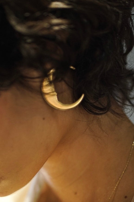 Luna Singlet Earring